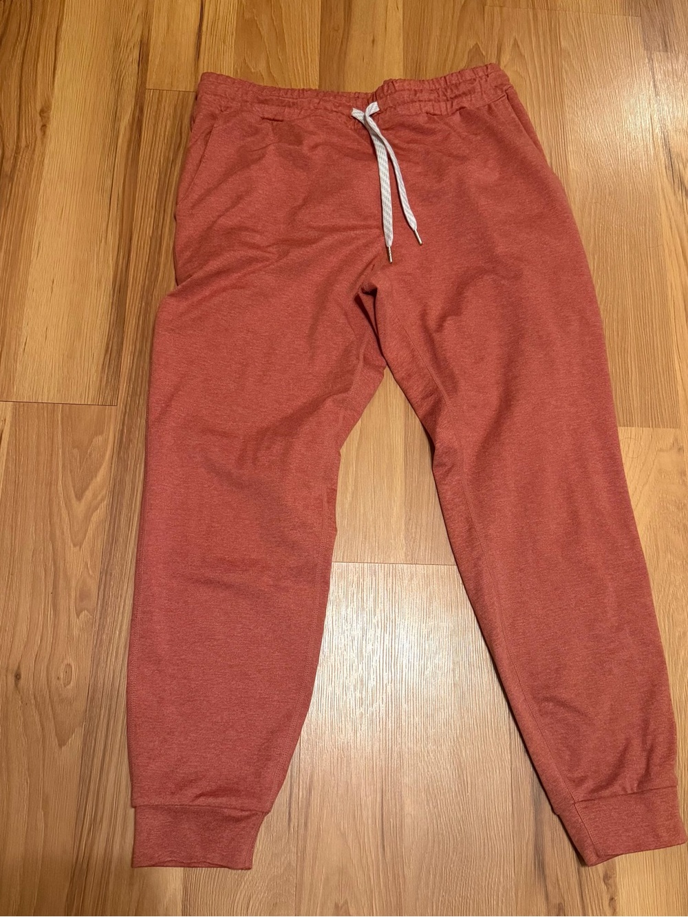 Vuori Rust Jogger Pants with White Drawstring